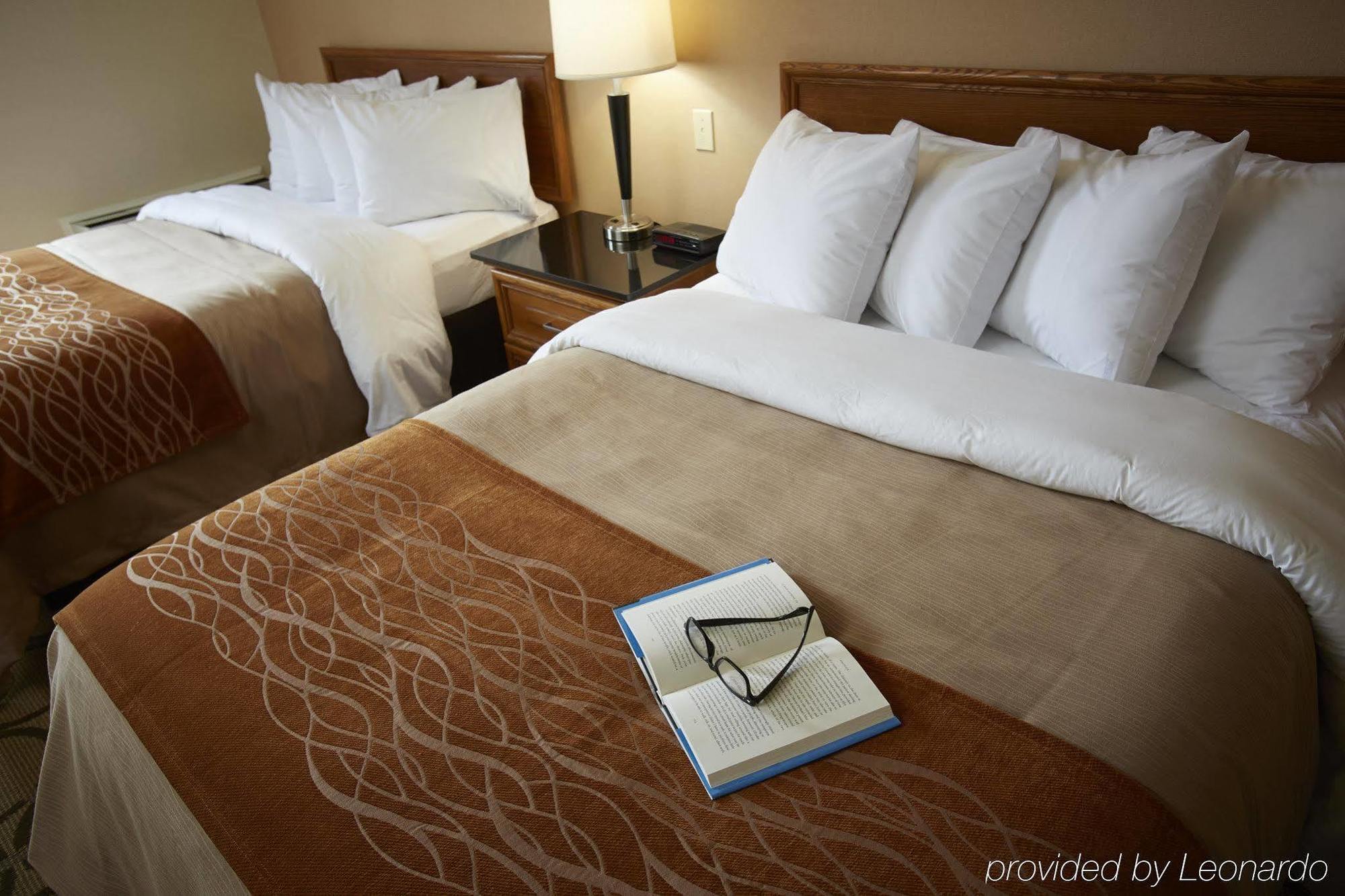 Comfort Inn Airport Winnipeg Exterior foto